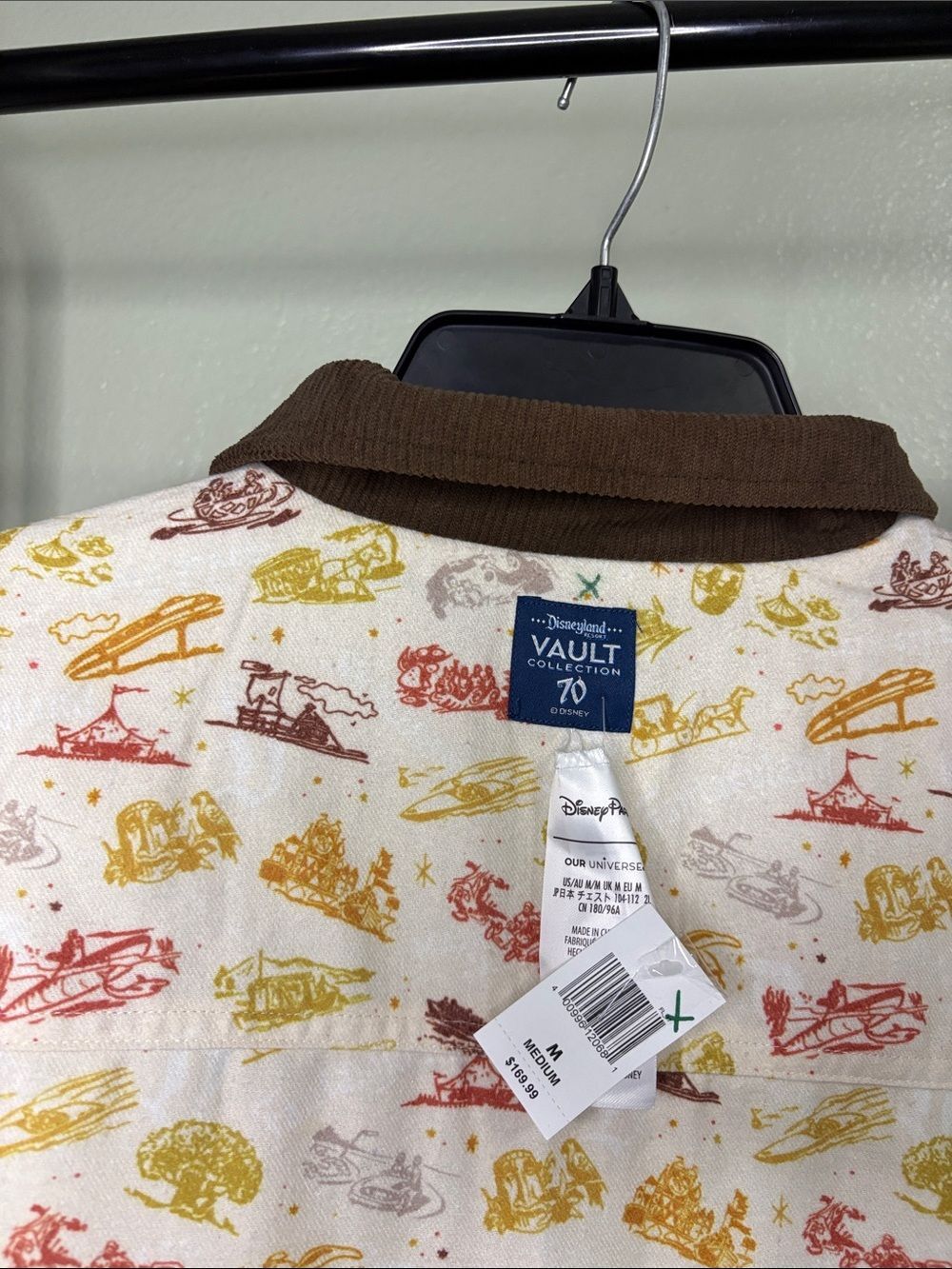 Disney Vault Collection 70 Reversible Patch Jacket Blue Tan Patterned Men's M - Picture 14 of 16